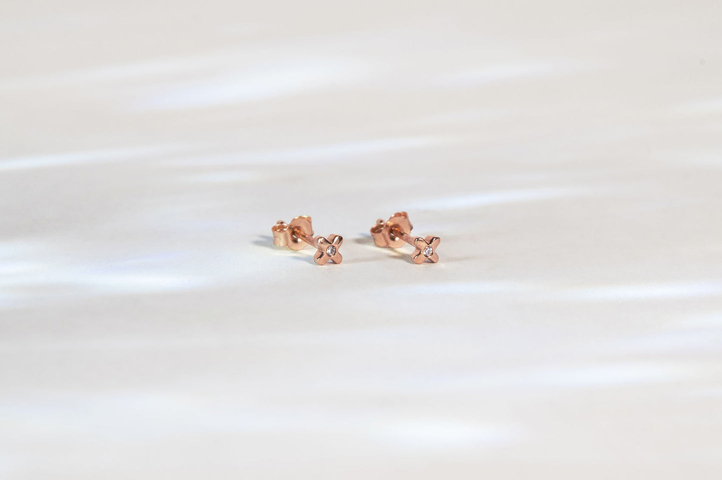 Smooch Tiny Studs